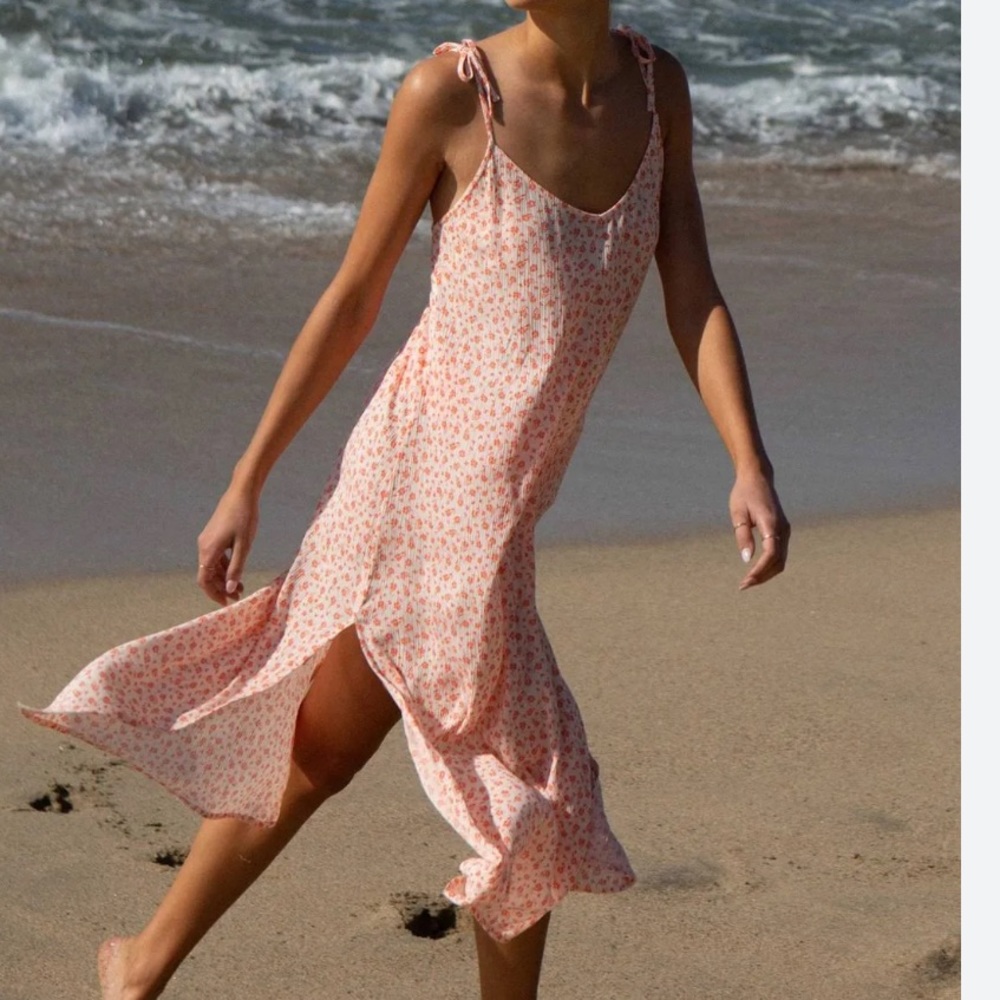 NWT billabong Sunbright Slip